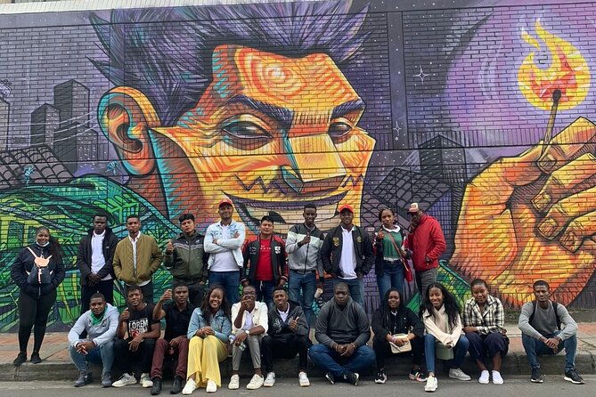 walls-of-wonder-immersive-journey-through-distrito-graffiti