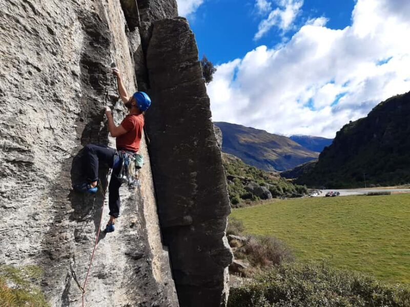 Wanaka: Rock Climbing Experience with Equipment - Key Points
