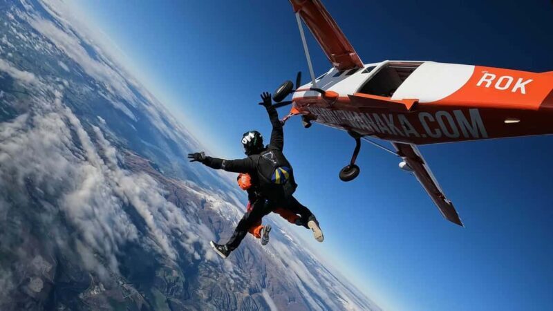 Wanaka: Tandem Skydive Experience - Who Should Consider This Skydiving Tour?
