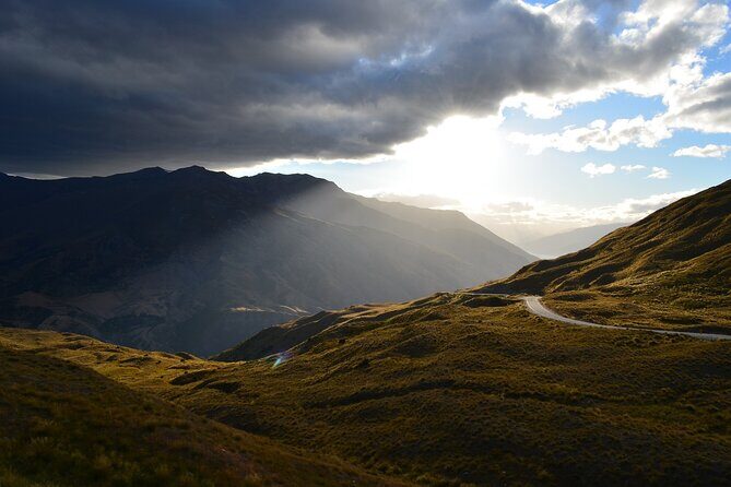 Wanaka to Queenstown One Way Small Group Tour - Weather & Cancellation  