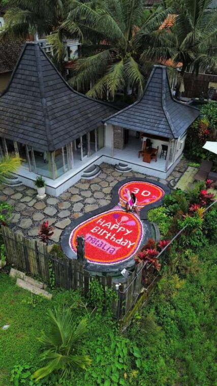 wanderlust-birthday-photo-and-video-with-drone-and-editing