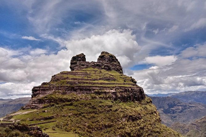 waqra-pukara-trek-1-day-huaynas-expeditions