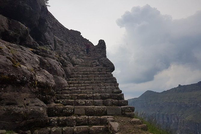 waqra-pukara-trek-1-day-huaynas-expeditions