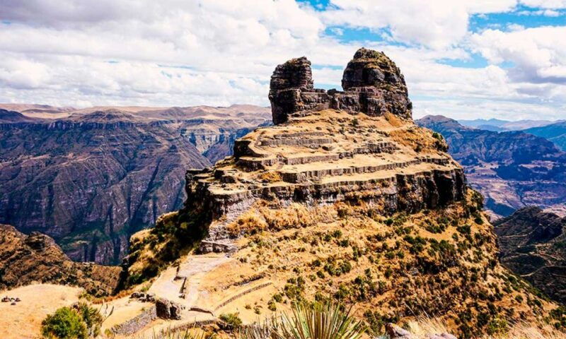 waqrapukara-tour-1-day-breakfast-lunch