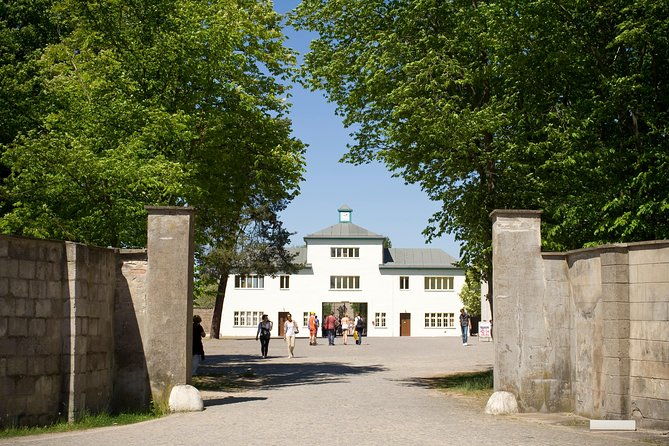 warnemuende-shore-excursion-private-sachsenhausen-memorial-and-berlin-tour
