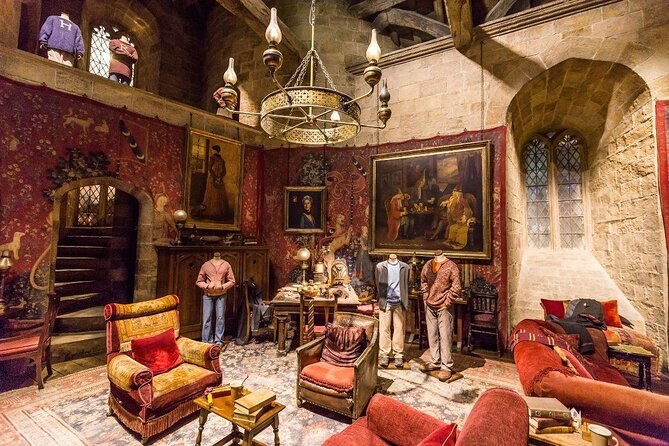 warner-bros-studio-harry-potter-tour-with-superior-transport-from-london