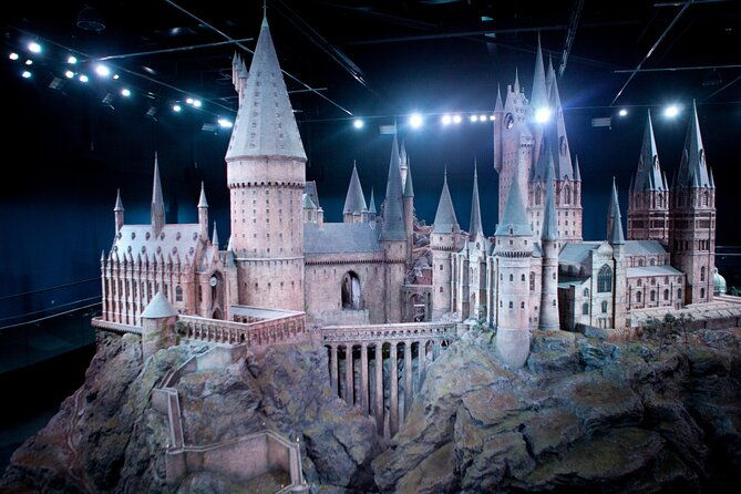 warner-bros-studio-tour-london-the-making-of-harry-potter-with-return-transfers