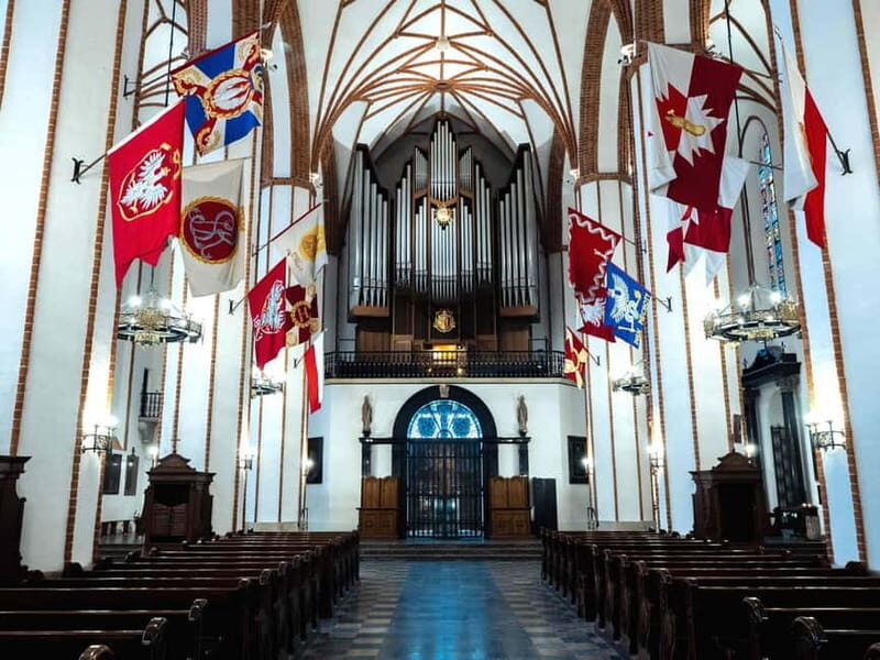Warsaw: Cathedral Organ Concerts and tour of the crypts - An In-Depth Look at the Experience