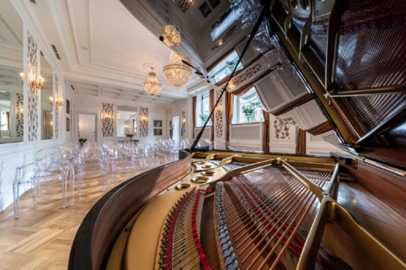 warsaw-chopin-concert-ticket-with-glass-of-champagne
