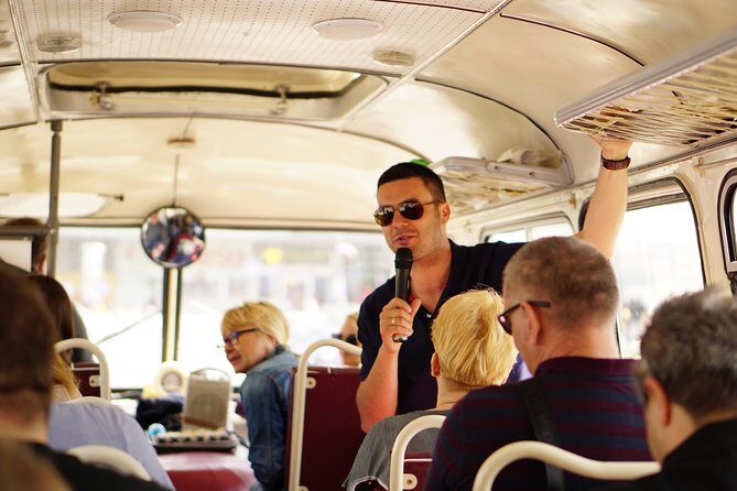 Warsaw City Sightseeing in a Retro Bus for Groups - A Nostalgic Ride Through Warsaws Highlights
