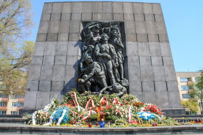 warsaw-ghetto-jewish-cemetery-polin-museum-private-tour