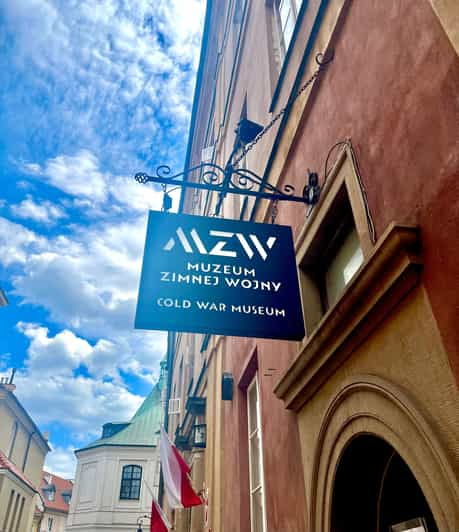 warsaw-guided-tour-of-the-cold-war-museum