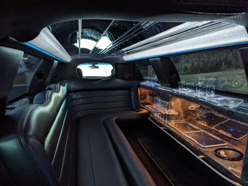 warsaw-highlights-hummer-limo-tour-3-or-5-hour