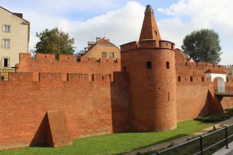 warsaw-highlights-of-old-new-town-private-guided-tour-2
