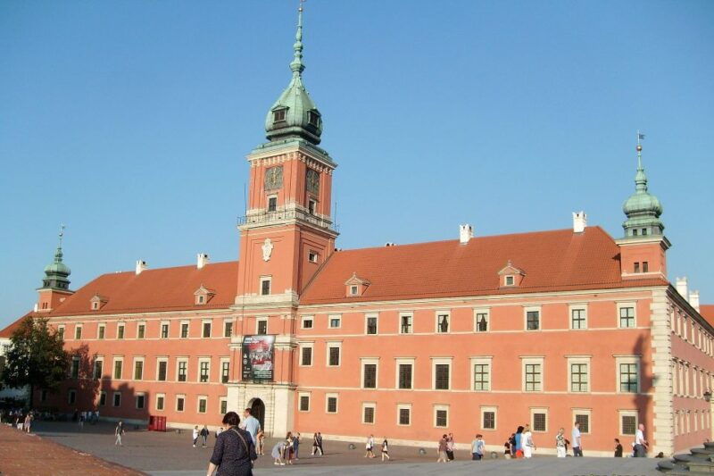 warsaw-highlights-of-old-new-town-private-guided-tour-2