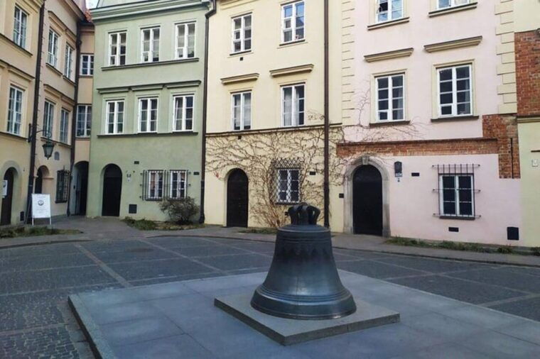 warsaw-historic-heart-walking-tour-must-see-hidden-gems