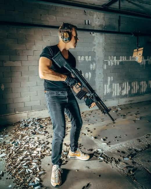 Warsaw: Machine Gun Fun - Shooting Experience - Who Will Enjoy This?