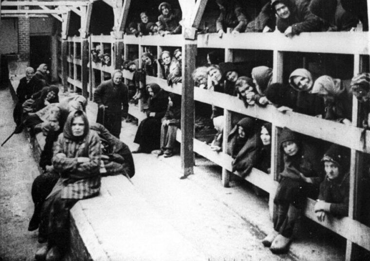 warsaw-majdanek-concentration-camp-lublin-day-trip-by-car