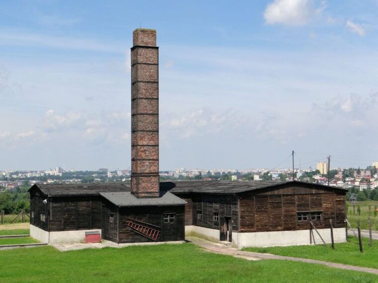 warsaw-majdanek-concentration-camp-lublin-day-trip-by-car