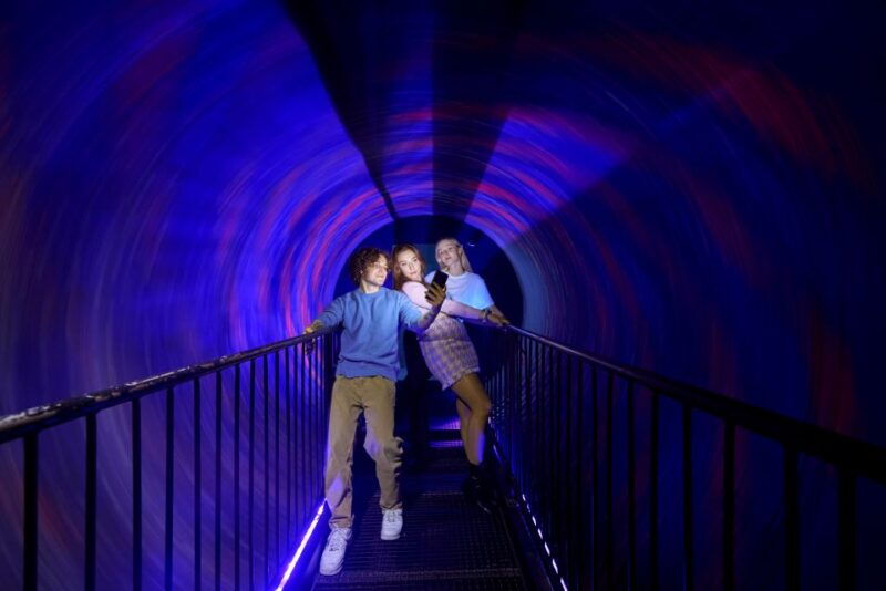 warsaw-museum-world-of-illusion-entry-ticket