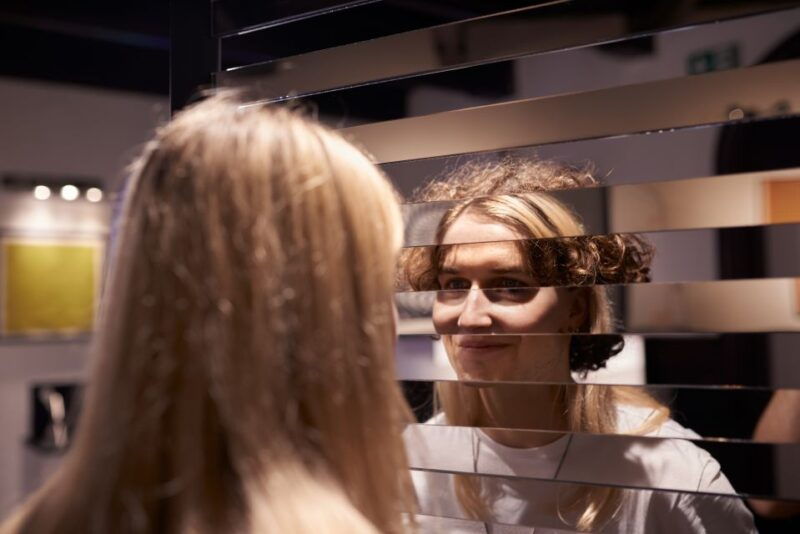 warsaw-museum-world-of-illusion-entry-ticket