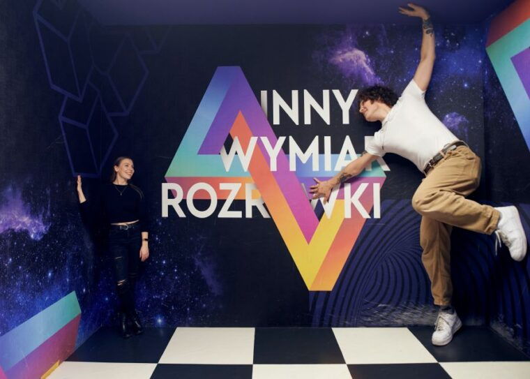 warsaw-museum-world-of-illusion-entry-ticket