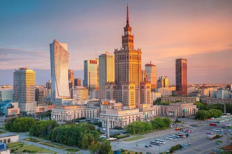 warsaw-must-see-walking-tour-with-a-guide