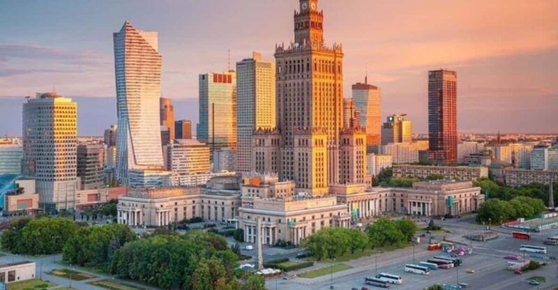 warsaw-must-see-walking-tour-with-a-guide
