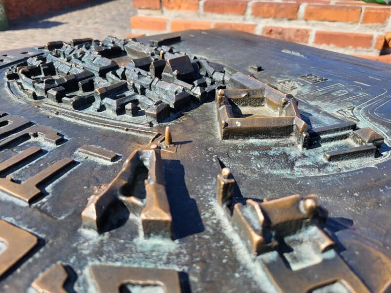 Warsaw Old Town UNESCO HERITAGE walking tour in English - Why This Tour Works Well
