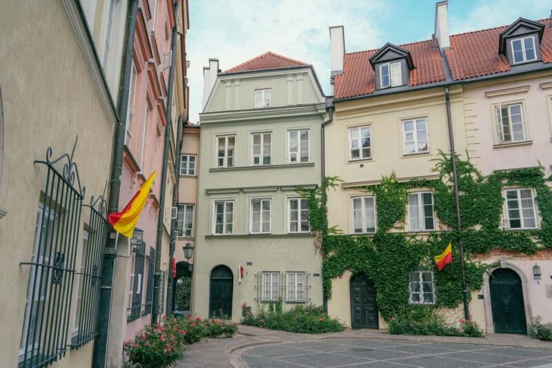 Warsaw: Old Town Walking Tour with Vistula River Cruise - An In-Depth Look at What to Expect
