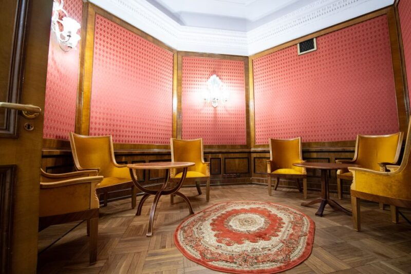 warsaw-palace-of-culture-and-science-tour-with-terrace