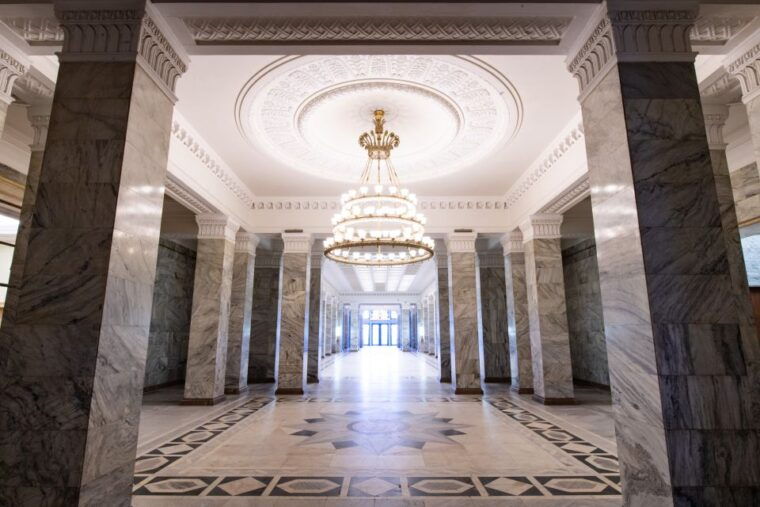 warsaw-palace-of-culture-and-science-tour-with-terrace