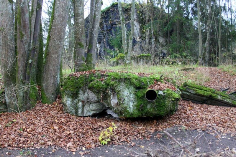 warsaw-private-full-day-wolfs-lair-tour