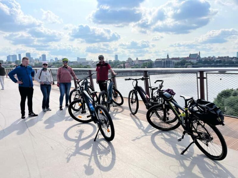 Warsaw: Ride with Chopin, 3h E-Bike Tour with Guide - Discovering Warsaw on Two Wheels