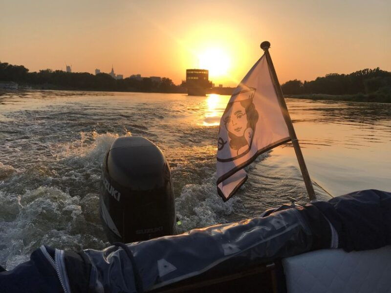 warsaw-vistula-river-sunset-cruise-with-welcome-drink
