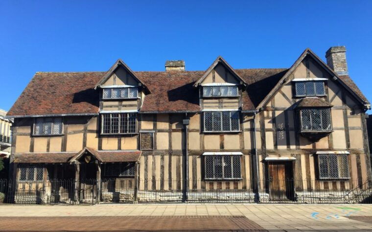 warwickshire-the-explorer-pass-by-shakespeares-england