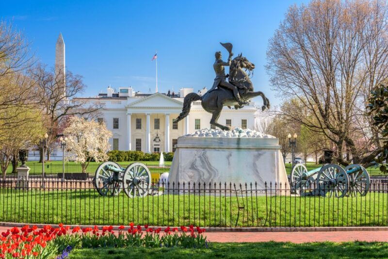washington-d-c-history-tour-pub-crawl