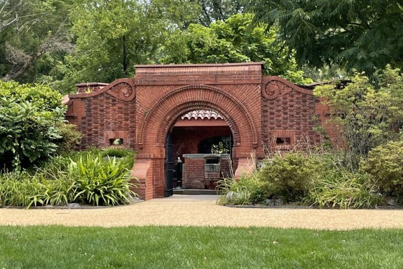washington-dc-capitol-hill-iconic-architecture-walking-tour
