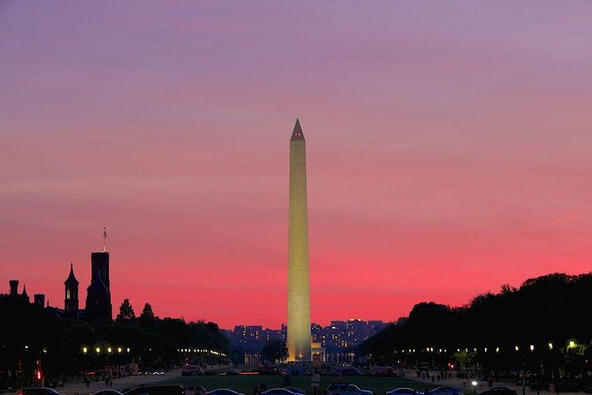 washington-dc-monuments-by-moonlight-tour-by-trolley
