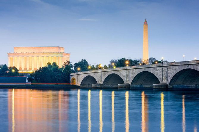 washington-dc-monuments-by-moonlight-tour-by-trolley