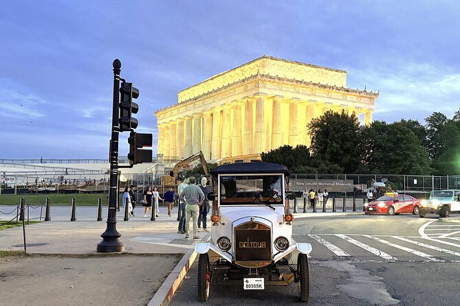washington-dc-moonlight-tour-by-electric-cart-or-vintage-car