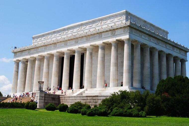 washington-dc-multilingual-private-day-or-evening-suv-tour
