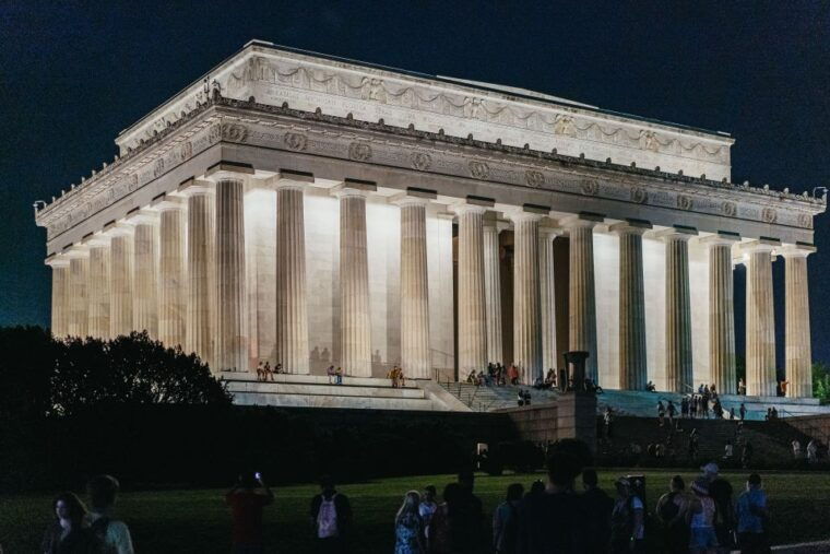 washington-dc-national-mall-night-bus-tour