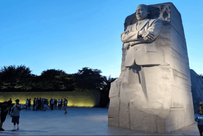 washington-dc-sightseeing-day-hop-on-hop-off-shuttle-tour