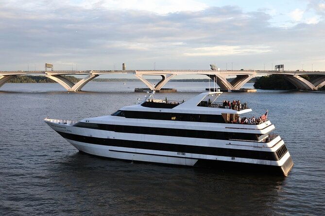 washington-dc-signature-scenic-lunch-cruise-2