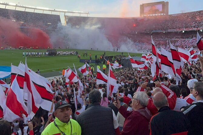 watch-a-river-plate-match-at-the-monumental-in-buenos-aires
