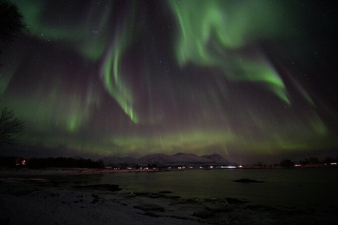 watching-the-aurora-dance
