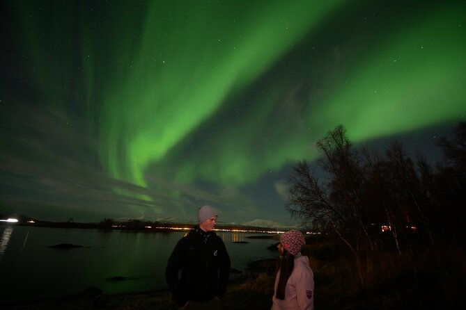 watching-the-aurora-dance