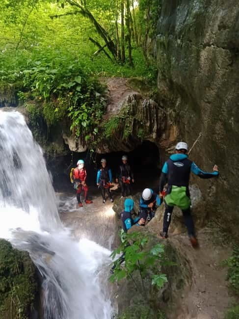 Water hike in a Tropical forest Family/children - Beginners - Exploring the Water Hike in Vercors: An Authentic Adventure