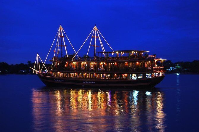 Water Puppet Show & Dinner on Cruise with Buffet or Set menu - Key Points